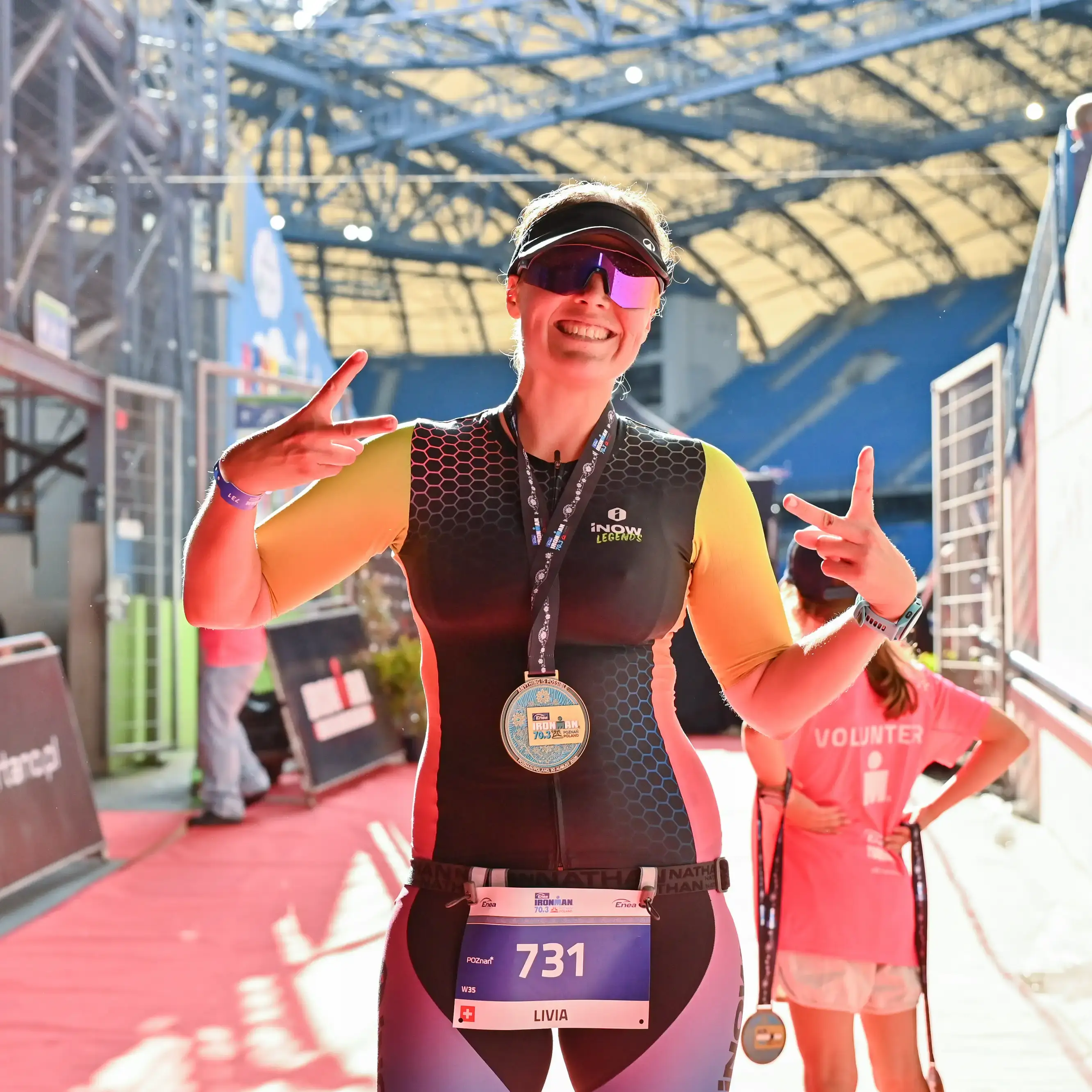 Livia Bee im Finish am IRONMAN 70.3 Poznań 2026